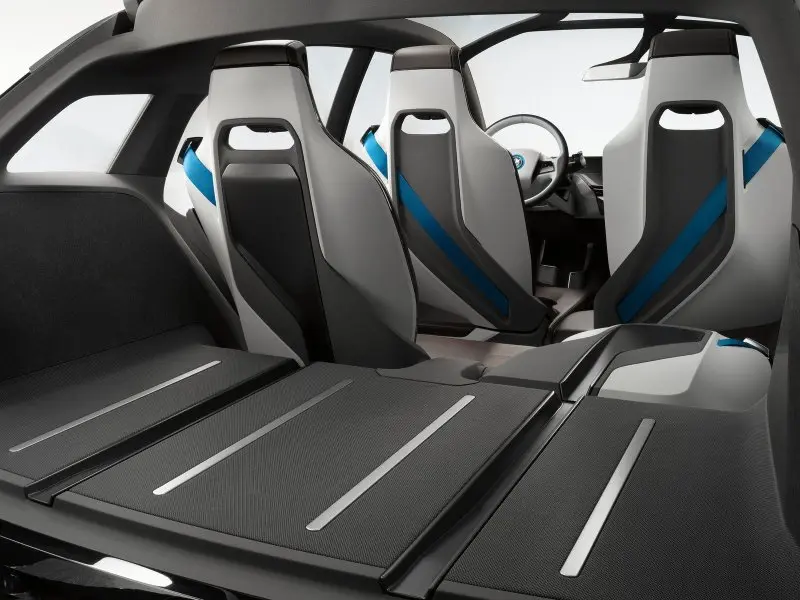 Chi tiết ảnh xe BMW i8 từ trong ra ngoài 5