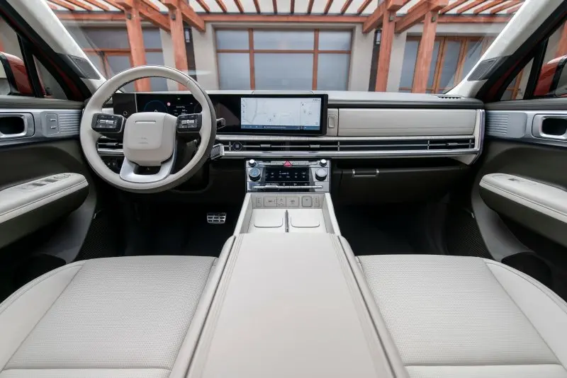 Xem hình ảnh chi tiết Hyundai Santa Fe độc đáo 8