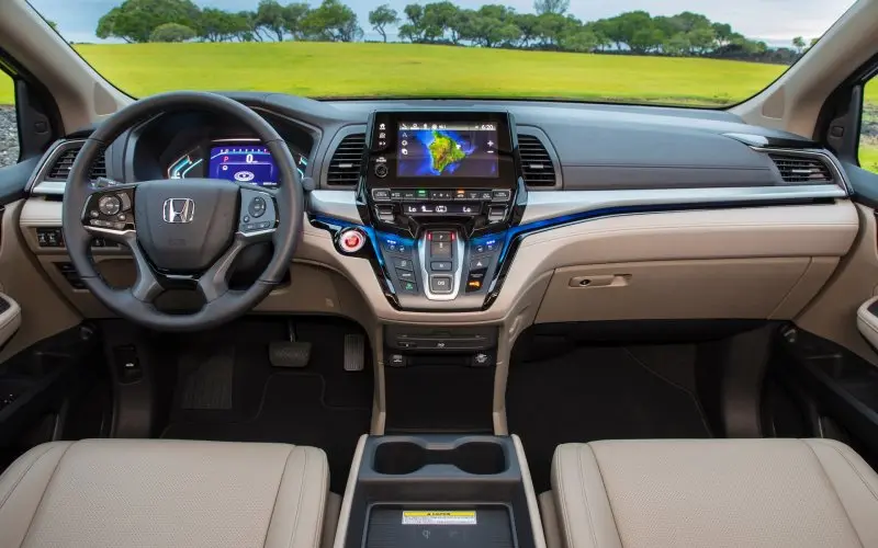 Ảnh xe Honda Odyssey chi tiết từng bộ phận 5