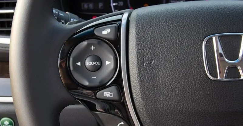 Ảnh xe Honda Odyssey chi tiết từng bộ phận 16