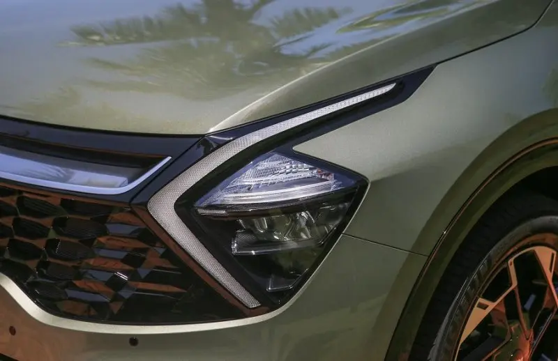 Mãn nhãn với ảnh xe Kia Sportageo với góc nhìn đa chiều 33