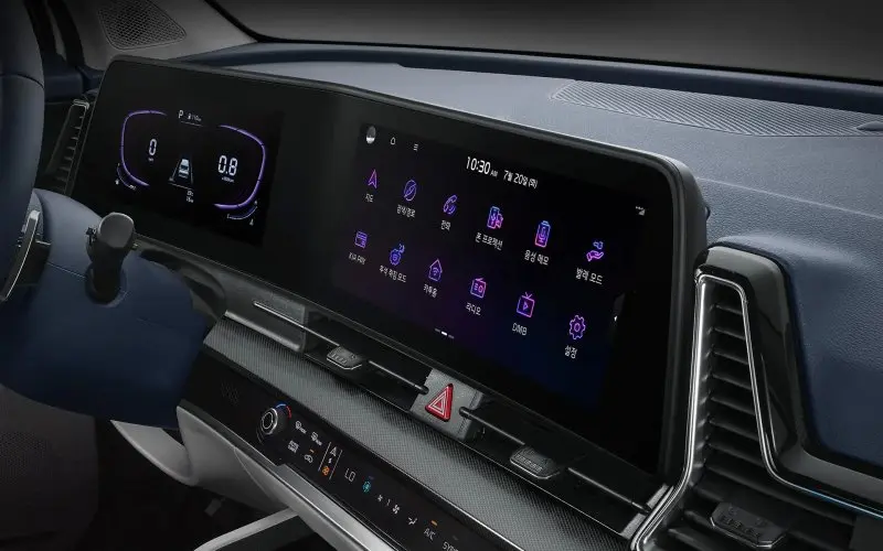 Nội thất sang trọng của dòng xe Kia Sportageo 10