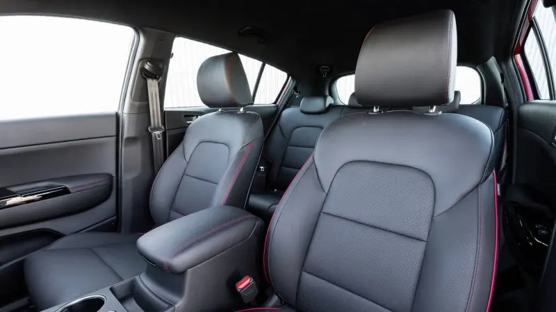 Nội thất sang trọng của dòng xe Kia Sportageo 17