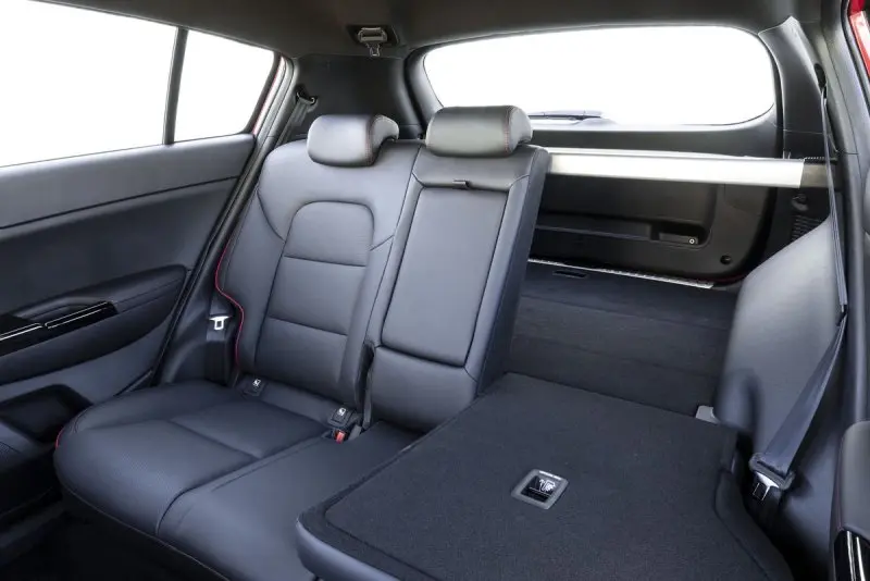 Nội thất sang trọng của dòng xe Kia Sportageo 18