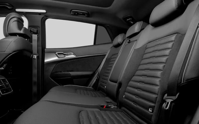 Nội thất sang trọng của dòng xe Kia Sportageo 23