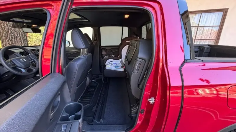 Hình ảnh chi tiết Honda Ridgeline với từng chi tiết 18