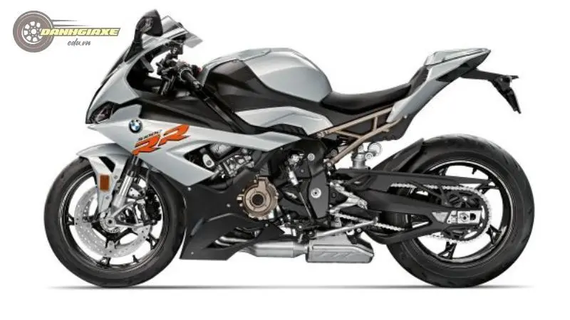 BMW S 1000 RR 4 BMW S 1000 RR 4