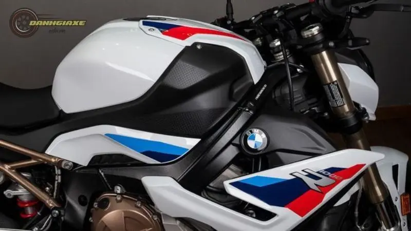 BMW S 1000 R 12