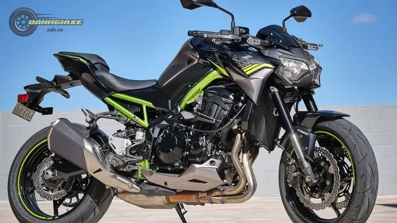 Kawasaki Z900 10