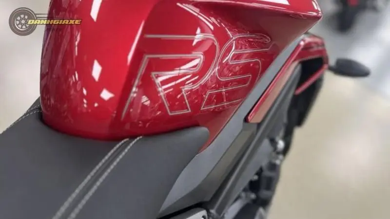 Triumph Street Triple 7