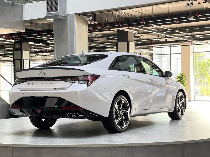 Xem hình xe Hyundai Stargazer chất lượng cao 21