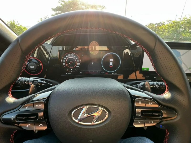 Ảnh thực tế nội thất xe Hyundai Elantra từ mọi góc độ 6