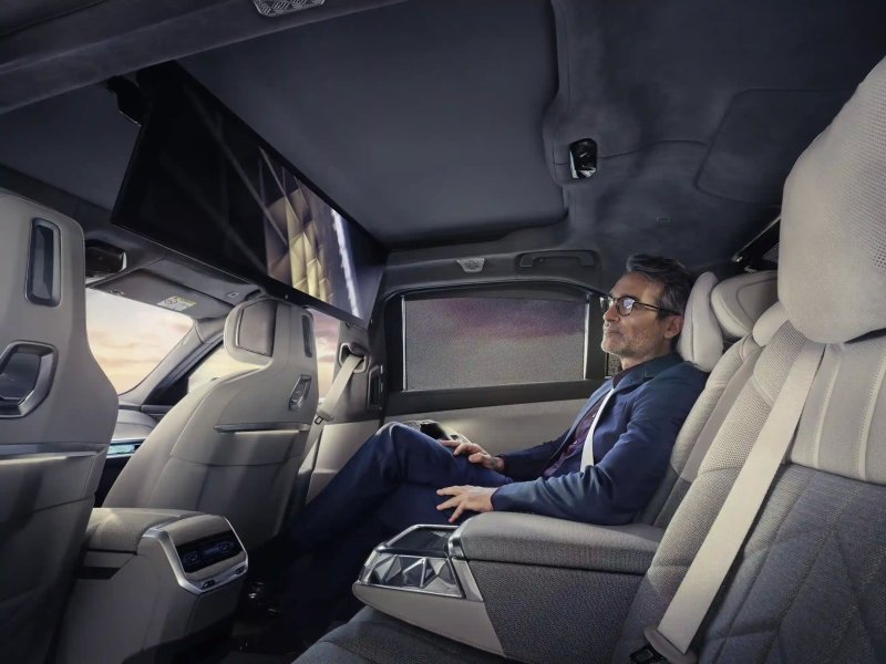 Bộ sưu tập ảnh BMW i7 cực ấn tượng 16