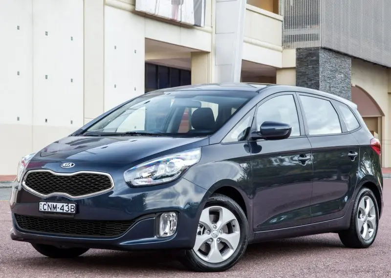 Hình ảnh chi tiết xe Kia Rondo chất lượng cao 19