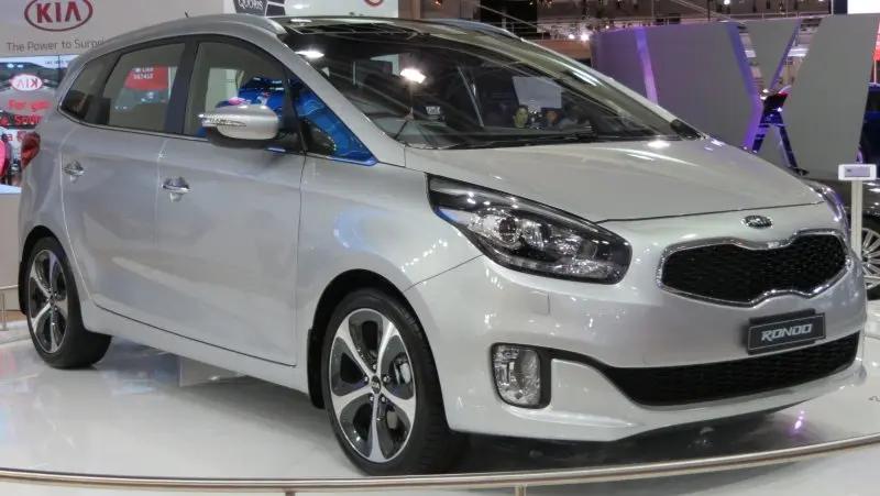 Hình ảnh chi tiết xe Kia Rondo chất lượng cao 5