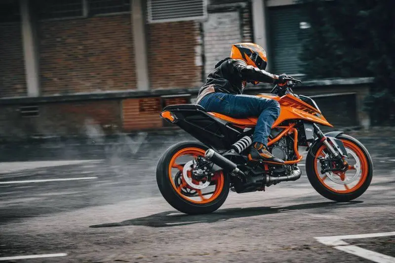 KTM Duke 390 7