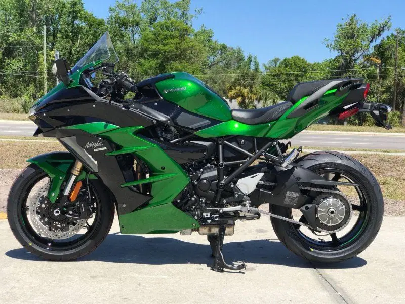 Kawasaki Ninja H2SX 42