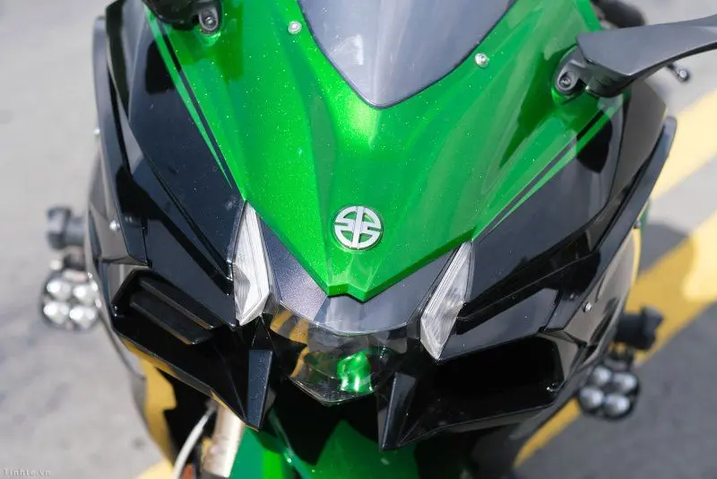 Kawasaki Ninja H2SX 22