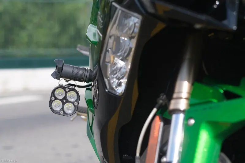 Kawasaki Ninja H2SX 25