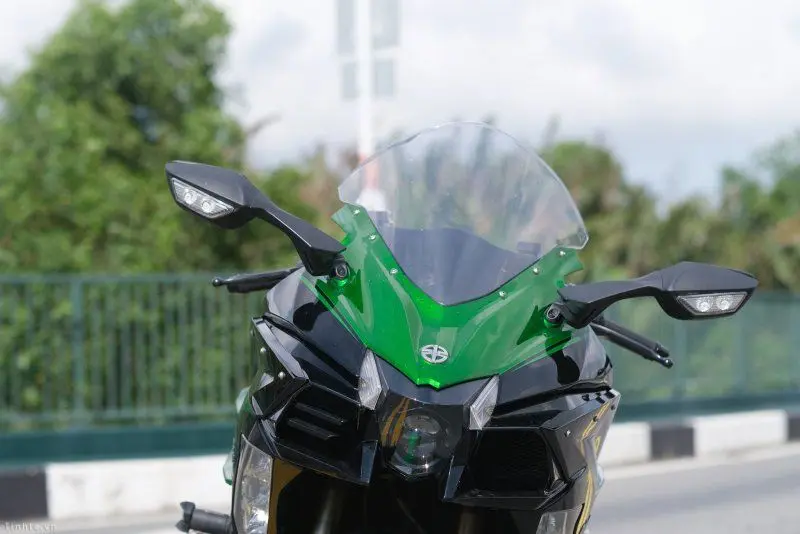 Kawasaki Ninja H2SX 30
