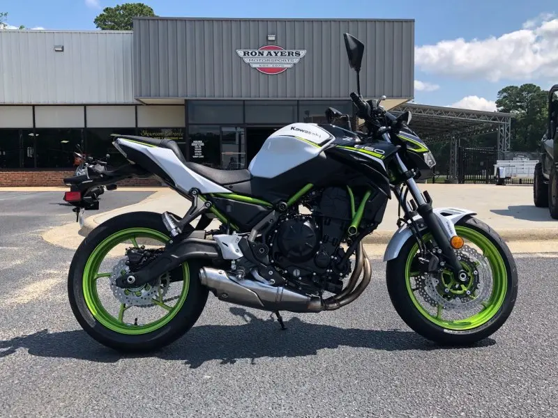Kawasaki Z650 4