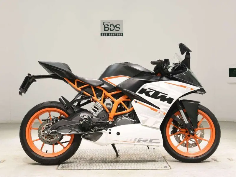 KTM RC 250 21