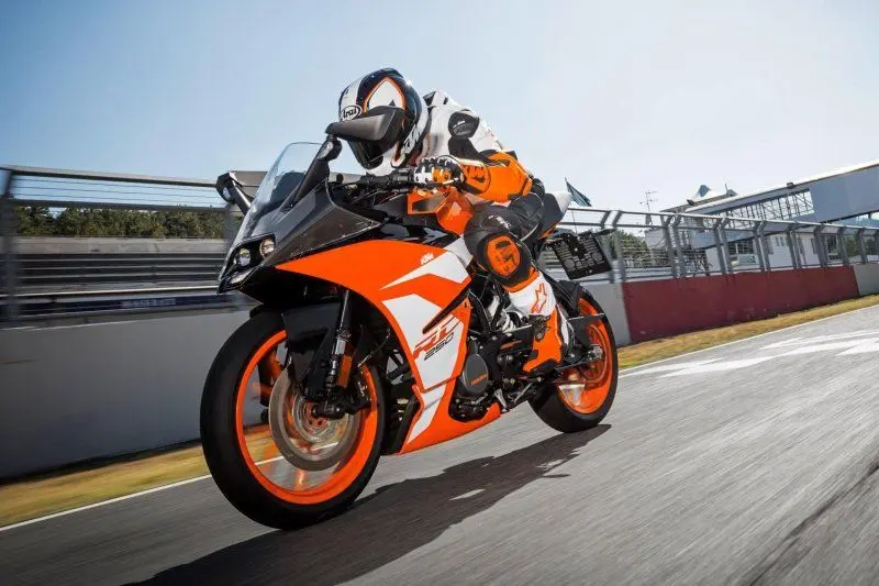 KTM RC 250 43