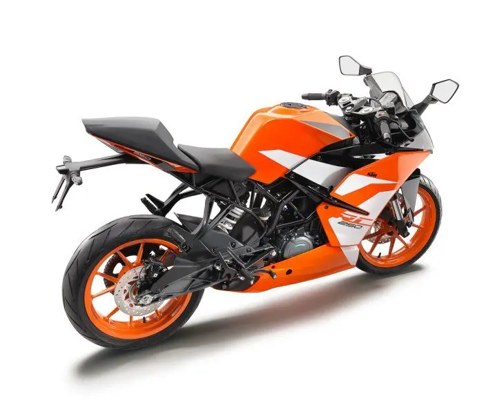 KTM RC 250 8