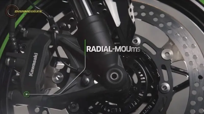 Kawasaki Ninja ZX-25R 7 Kawasaki Ninja ZX-25R 7
