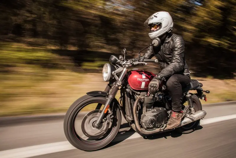 Ảnh Triumph Street Twin với độ phân giải cao 1