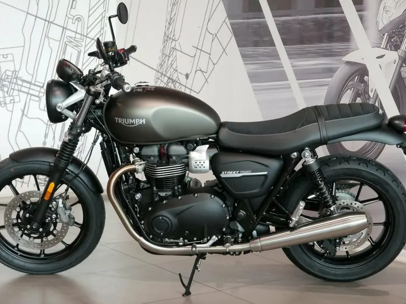 Ảnh Triumph Street Twin với độ phân giải cao 9