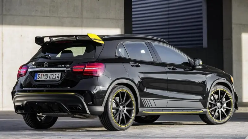 Tải hình ảnh xe Mercedes-AMG GLA 45 độ phân giải cao 7