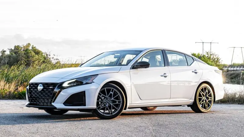 Bộ sưu tập hình ảnh Nissan Altima sang trọng 18