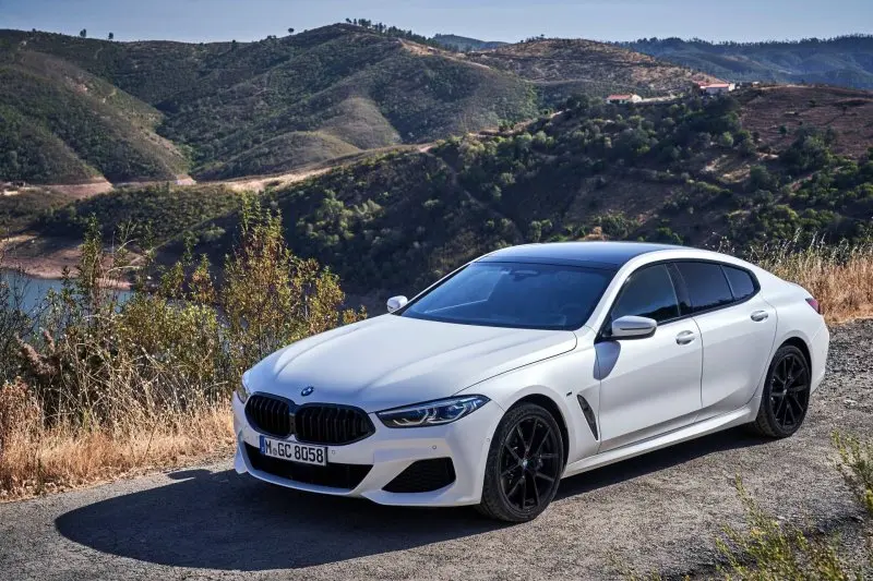 Hình ảnh BMW 840i Gran Coupe đa dạng góc nhìn 27