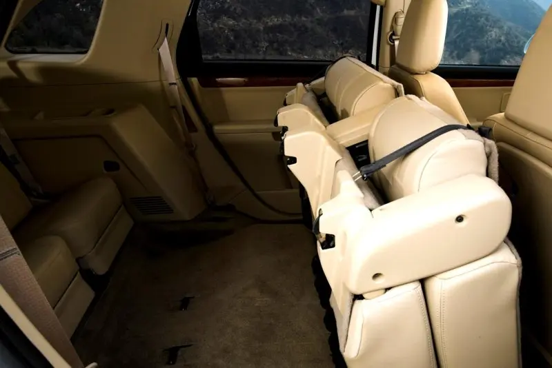 Chi tiết nội thất  Suzuki XL7 sang trọng và tiện nghi 11