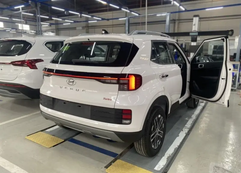 Tải ảnh nền Hyundai Venue đẹp cho desktop 40
