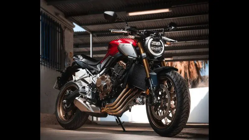 Honda CB650R 44