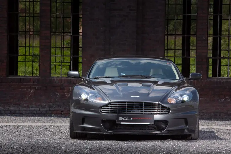 Bộ sưu tập ảnh xe Aston Martin DBS cực ngầu 16