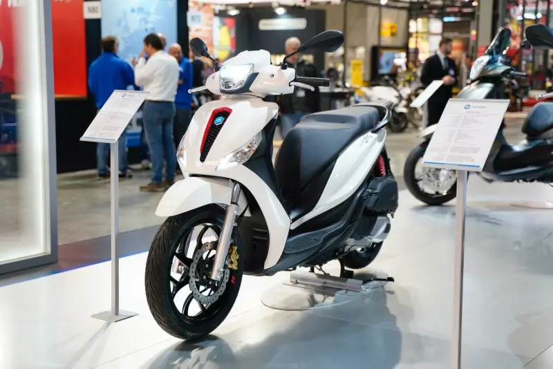 Ảnh xe Medley 150 I-Get ấn tượng 1