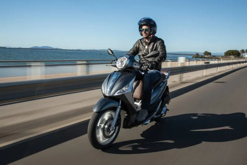 Ảnh xe Medley 150 I-Get ấn tượng 13