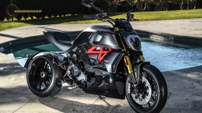 Ducati Diavel 4