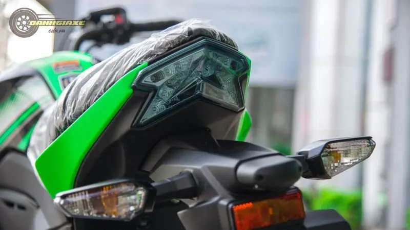 Kawasaki Z125 PRO 4 Kawasaki Z125 PRO 4