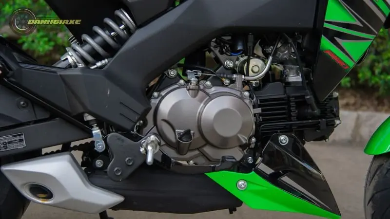 Kawasaki Z125 PRO 8 Kawasaki Z125 PRO 8