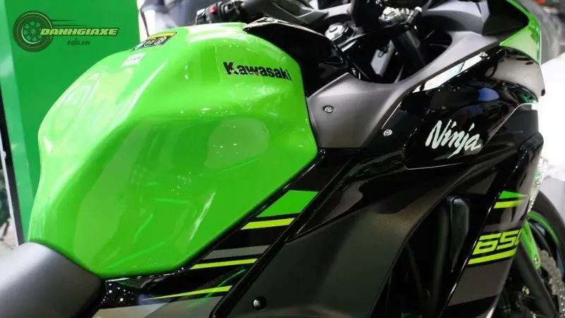 Kawasaki Ninja 650 6