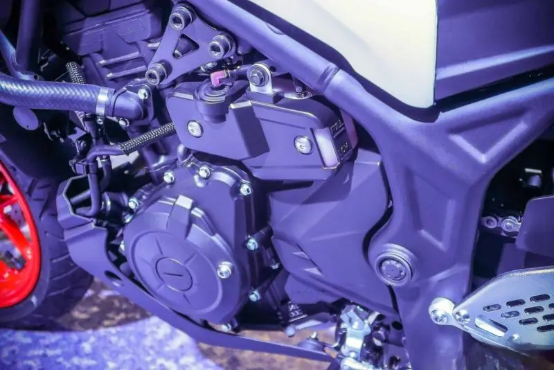 Ảnh chi tiết xe Yamaha MT-25 4