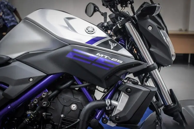 Ảnh chi tiết xe Yamaha MT-25 8