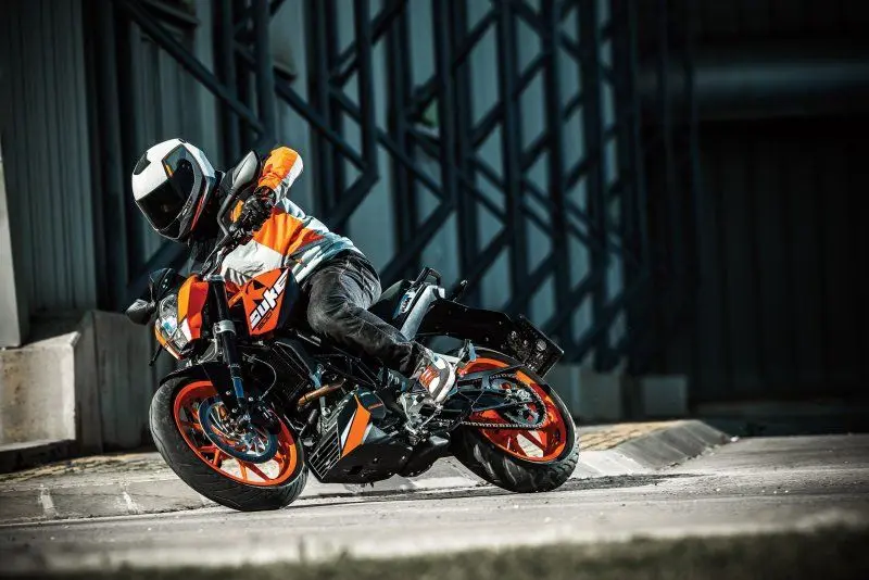 KTM Duke 200 31