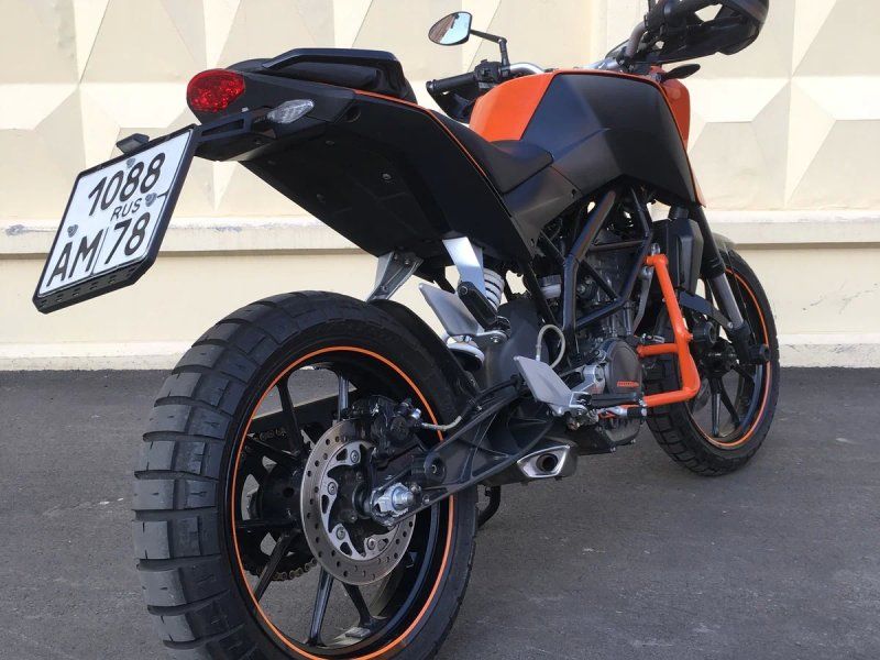 KTM Duke 200 9