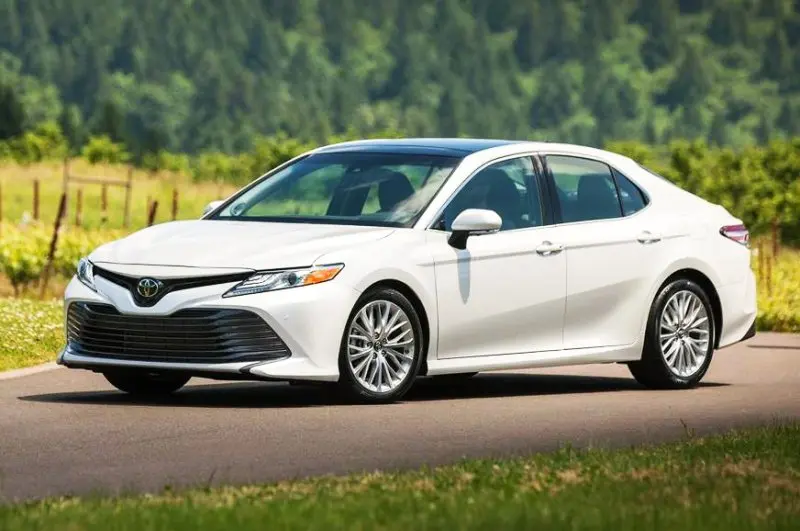 Tải ảnh Toyota Camry 2.0G đẹp miễn phí 19