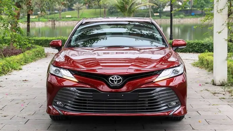 Tải ảnh Toyota Camry 2.0G đẹp miễn phí 20